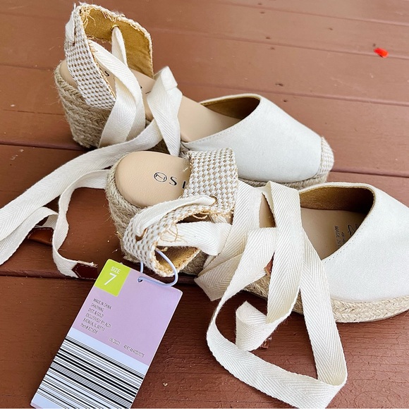 Ankle strap wedge sandal - Picture 2 of 3